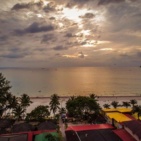 Langkapuri Resort Langkawi 珍南海滩 外观 照片